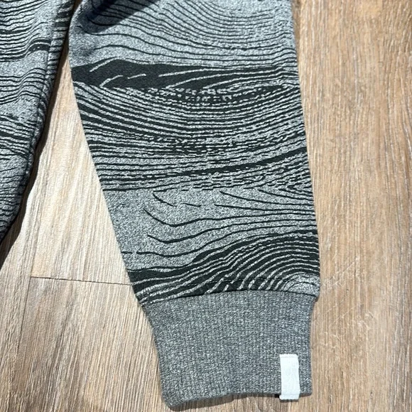 Lacoste LIVE! Pullover sweater grey & black M - Picture 3 of 5